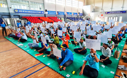 Bế mạc Hội thi Rung chuông vàng “Tìm hiểu pháp luật an toàn giao thông” cụm 1 trong công nhân lao động