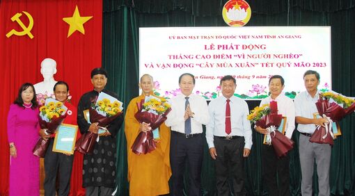 Tạo sự gắn kết giữa mặt trận và các tổ chức, tín đồ tôn giáo