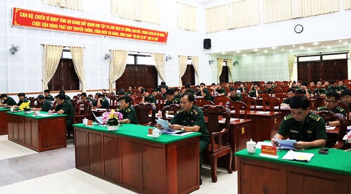 An Giang tổng kết 10 năm thực hiện chiến lược bảo vệ Tổ quốc trong tình hình mới