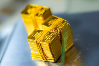 Giá vàng hôm nay 28/9: Vàng thế giới ở đáy 2,5 năm, trong nước xuống 65 triệu đồng/lượng