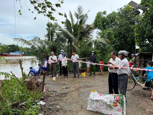 Sạt lở ở xã Quốc Thái ảnh hưởng nhiều hộ dân