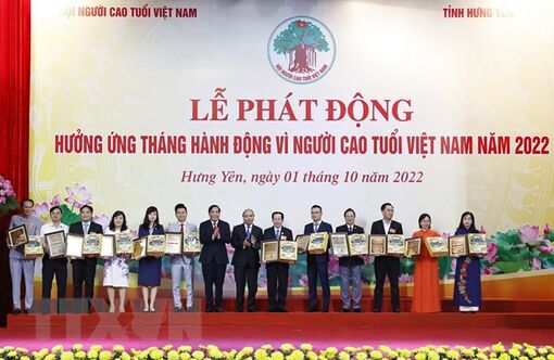 Chủ tịch nước dự Lễ phát động Tháng hành động vì người cao tuổi