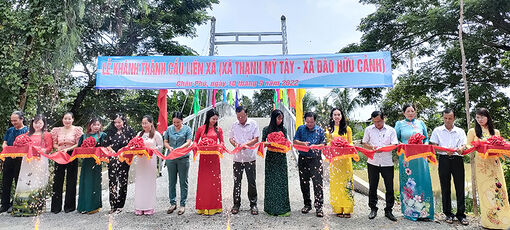Mặt trận Châu Phú hướng về cơ sở