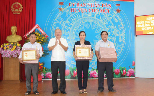 Chợ Mới tuyên dương 167 tập thể, cá nhân tích cực đóng góp trong phong trào “Dân vận khéo”