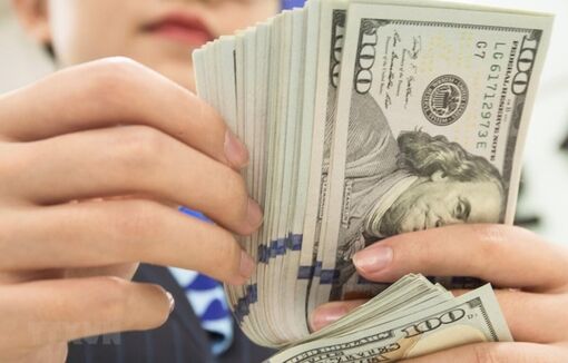 Tỷ giá USD hôm nay 15/10: USD tiếp tục leo đỉnh