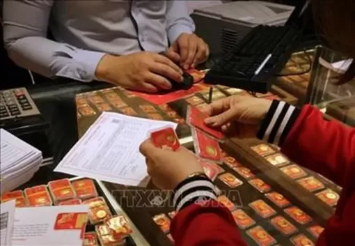Giá vàng trong nước giằng co giữa tăng và giảm