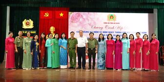 Công an An Giang họp mặt kỷ niệm 92 năm Ngày thành lập Hội Liên hiệp Phụ nữ Việt Nam và 12 năm Ngày Phụ nữ Việt Nam 20/10