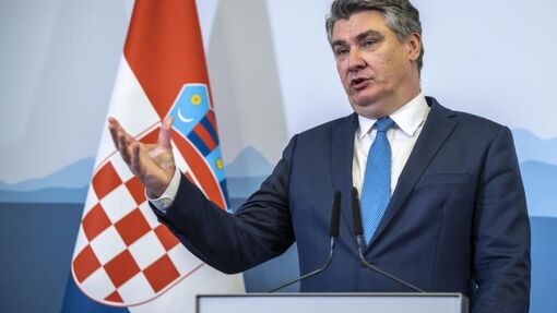 Những nước EU từ chối tham gia huấn luyện quân sự cho Ukraine