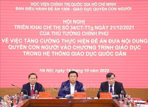 Sớm tổ chức triển khai giáo dục về quyền con người trong nhà trường