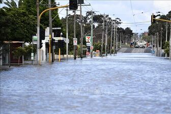 Australia cảnh báo mưa lũ tiếp diễn làm tăng nguy cơ lũ quét, ban bố lệnh sơ tán mới