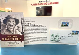 Giới thiệu bộ tem và sách nhân kỷ niệm 100 năm ngày sinh Thiếu tướng Hoàng Thế Thiện