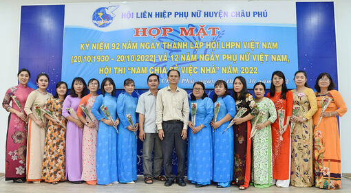 Hội Liên hiệp Phụ nữ huyện Châu Phú họp mặt kỷ niệm 92 năm Ngày thành lập Hội Liên hiệp Phụ nữ Việt Nam