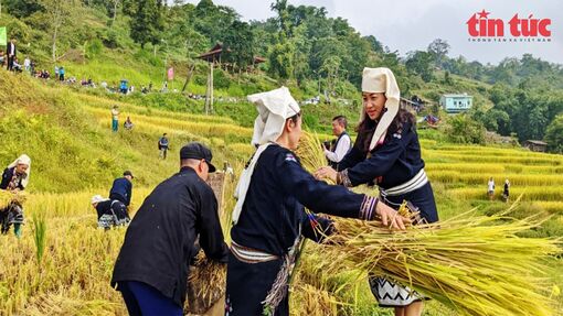 Na Hang phát triển du lịch từ bản sắc văn hóa dân tộc