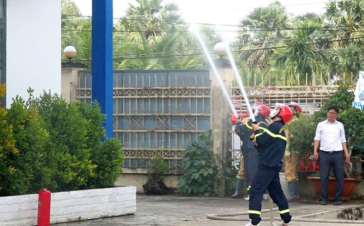 Điện lực Tịnh Biên diễn tập phòng cháy chữa cháy năm 2022