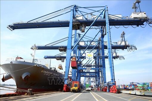 Fitch Ratings đánh giá tích cực về triển vọng tăng trưởng kinh tế của Việt Nam