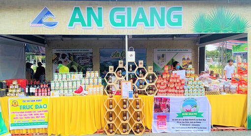 An Giang tham gia Hội chợ xúc tiến thương mại sản phẩm OCOP và đặc sản vùng miền – Sóc Trăng