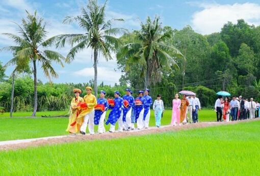 Bạc Liêu: Đám cưới trên đường quê