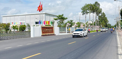 Châu Phú phát triển hạ tầng giao thông, chỉnh trang đô thị