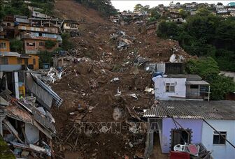 Colombia: Mưa lớn nhiều ngày gây lở đất phá hủy hàng chục ngôi nhà