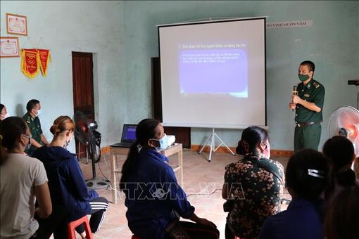 Hưởng ứng Ngày Pháp luật Việt Nam: Xây dựng văn hóa pháp lý trong toàn xã hội