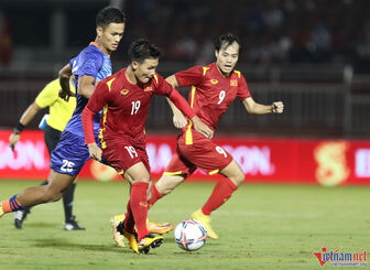 Tuyển Việt Nam dự AFF Cup: Thầy Park mong Quang Hải