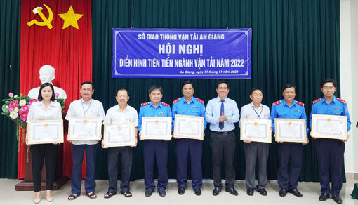 Sở Giao thông vận tải An Giang tổ chức Hội nghị điển hình tiên tiến năm 2022