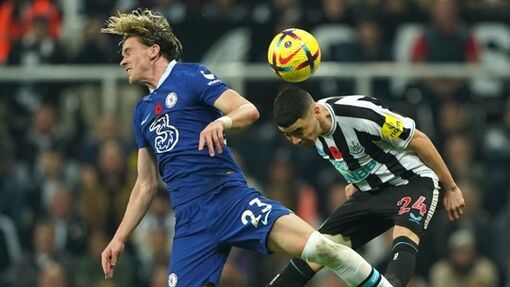 Đánh bại Chelsea, Newcastle áp sát ngôi nhì bảng