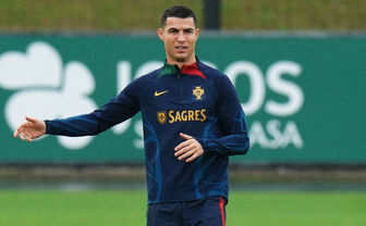 Ronaldo gặp sự cố khiến fan Bồ Đào Nha lo lắng