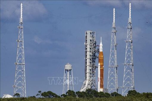 NASA phóng tàu vũ trụ thám hiểm Mặt Trăng Orion