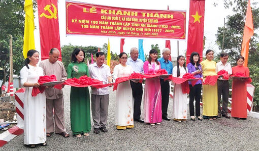 Khánh thành cầu An Quới 3, xã Hòa Bình