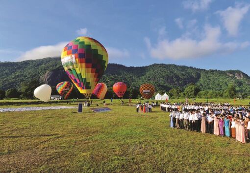 Huyện anh hùng Tri Tôn tiếp bước đi lên