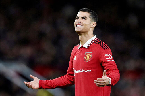 MU chấm dứt hợp đồng với Ronaldo ngay lập tức