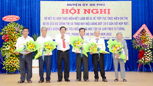 An Phú nâng cao hiệu quả, chất lượng hoạt động của hệ thống chính trị