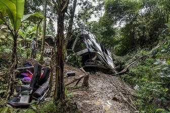 Xe du lịch rơi xuống vực tại Indonesia, ít nhất 5 người tử vong