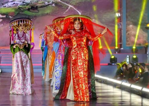 Lễ hội Áo dài du lịch Hà Nội 2022: Từ đại sứ văn hóa đến du lịch