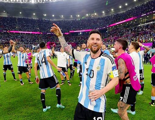 Vẫn là Messi!
