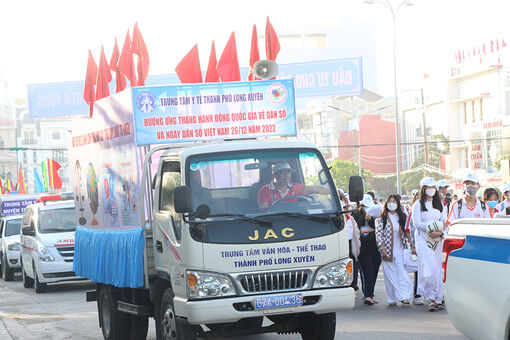 An Giang: 2.000 người tham gia lễ mít-tinh hưởng ứng Tháng hành động quốc gia về dân số