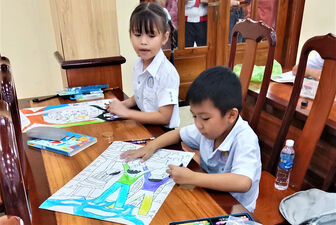 Thành đoàn Châu Đốc trao giải Hội thi vẽ tranh “Chúng em bảo vệ môi trường”