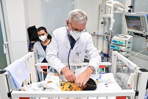 'Tam dịch' bủa vây nhiều nước