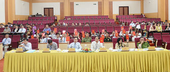 Kỳ họp lần thứ 7 HĐND huyện Châu Phú khóa XII thông qua 9 nghị quyết