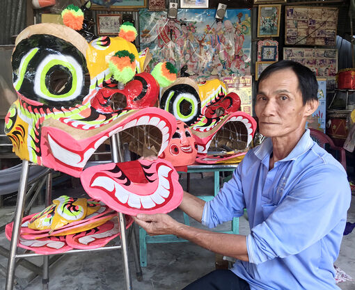 Nghề làm đầu lân