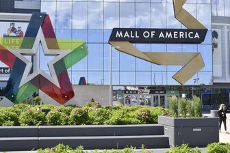 Xả súng tại trung tâm mua sắm lớn nhất ở Mỹ
