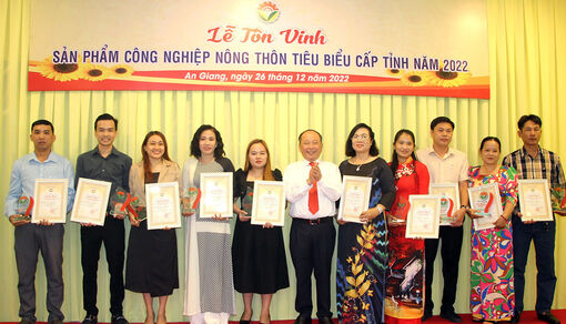 An Giang tôn vinh 11 sản phẩm công nghiệp nông thôn tiêu biểu cấp tỉnh năm 2022