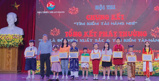 Ươm mầm tài năng