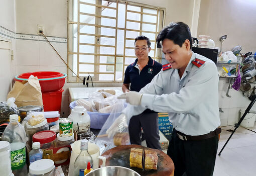 Tiếp tục kiểm tra an toàn thực phẩm dịp Tết