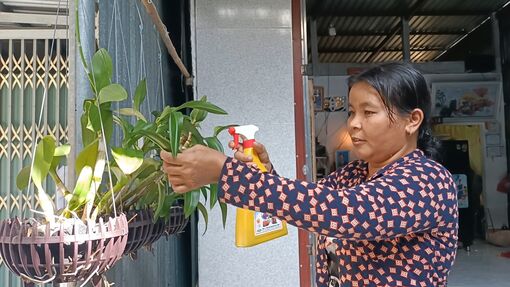 Ý chí thoát nghèo của phụ nữ biên giới