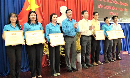 Liên đoàn Lao động TP. Châu Đốc thực hiện tốt công tác chăm lo công đoàn viên