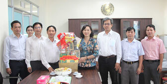 Phó Chủ tịch UBND tỉnh An Giang Nguyễn Thị Minh Thúy thăm, chúc Tết các doanh nghiệp