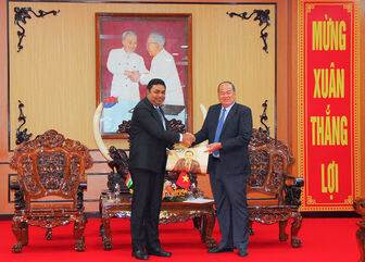 Tổng Lãnh sự Ấn Độ tại TP. Hồ Chí Minh thăm, chào xã giao lãnh đạo tỉnh An Giang