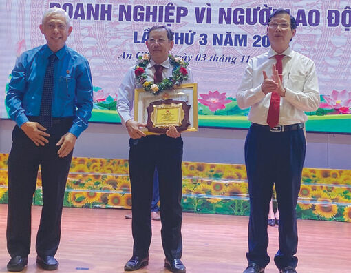 Công ty Cổ phần Xây lắp An Giang chung tay đảm bảo an sinh xã hội